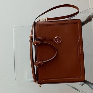 Michael Kors Jessie Luggage Large Bag Leather NWT 328 U$